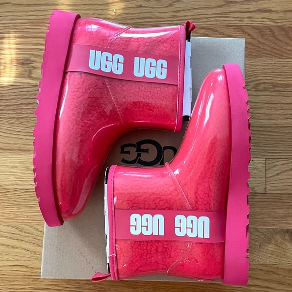 UGG Classic Clear Mini Pink - Picture 1 of 9